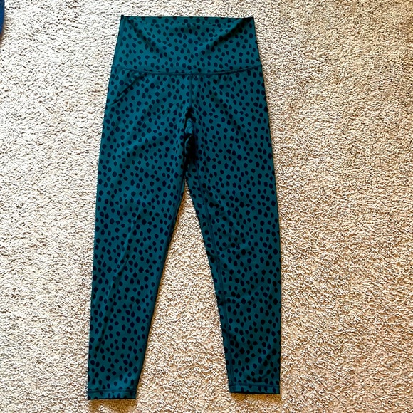 Aerie cropped leggings, size Medium. - Picture 1 of 5